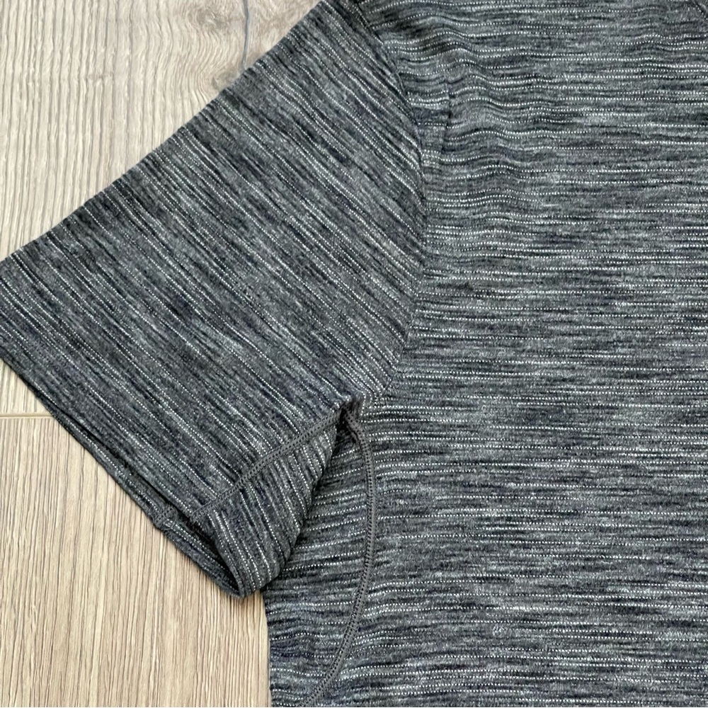 Lululemon Heathered Black Somatic Aero Short Sleeve Shirt Size Large - Picture 3 of 5